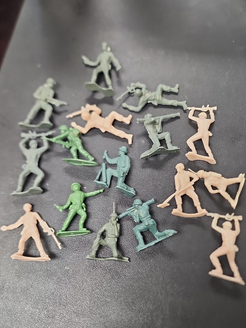 Plastic Army Men, Large Lot!